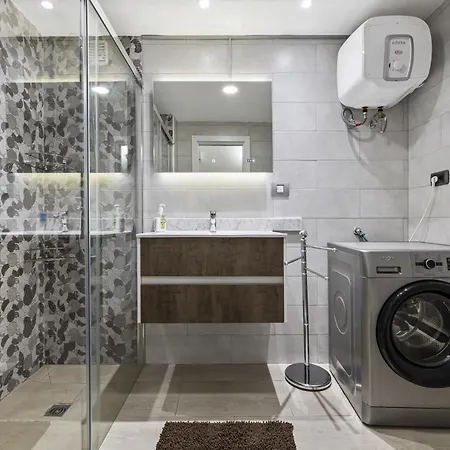 アパート Adama - Gescav *