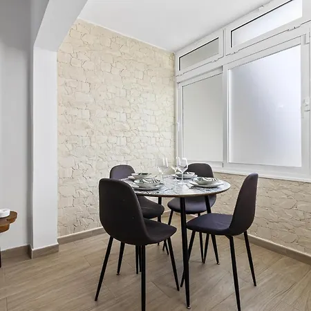 アパート Adama - Gescav *