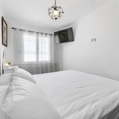 Adama - Gescav Apartmán *